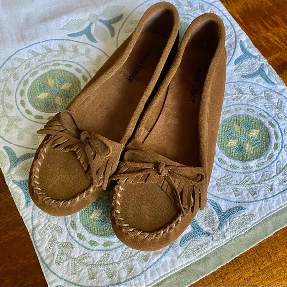 minnetonka kilty moccasin